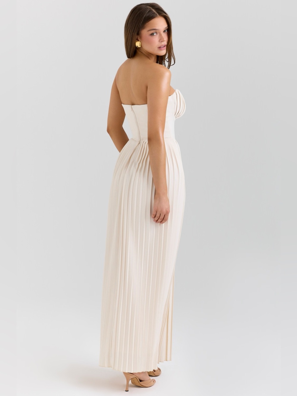 HOUSE OF CB 'Marcella' Ivory Georgette Pleated Maxi Dress NWOT - Picture 3 of 7